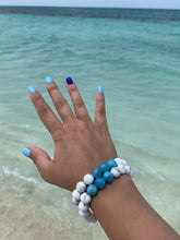 Load image into Gallery viewer, Howlite &amp; Aquamarine Healing Crystal Gemstone Bracelet