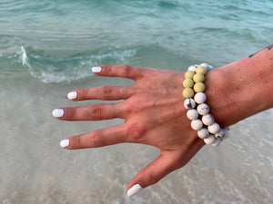 Howlite & Yellow Jasper Healing Crystal Bracelet