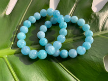 Load image into Gallery viewer, Aquamarine Healing Crystal Gemstone Bracelet