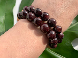 Garnet Healing Crystal Gemstone & Sandalwood Beads Bracelet