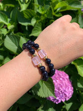 Load image into Gallery viewer, 8mm Blue Sandstone and Raw Lavender Kunzite Healing Crystal Bracelet