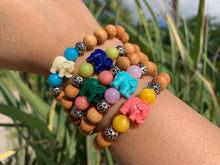 Load image into Gallery viewer, 8mm Jade Sandalwood Elephant Good Luck Charm Bracelet