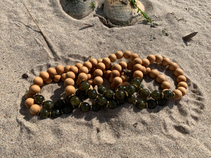 10mm Green Garnet Healing Crystal Gemstone & Sandalwood Bead Bracelet