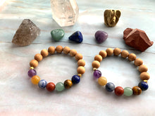 Load image into Gallery viewer, Chakra &amp; Sandalwood Healing Crystal Beads Bracelet
