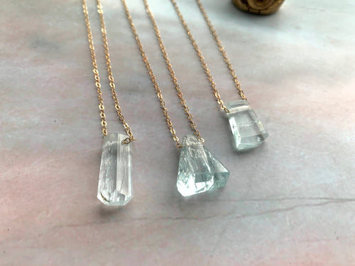 Raw Aquamarine Gemstone Healing Crystal Gold Filled Pendant Necklace