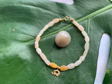 Load image into Gallery viewer, Yellow Quartz Gemstone Gold Elephant Charm Bracelet