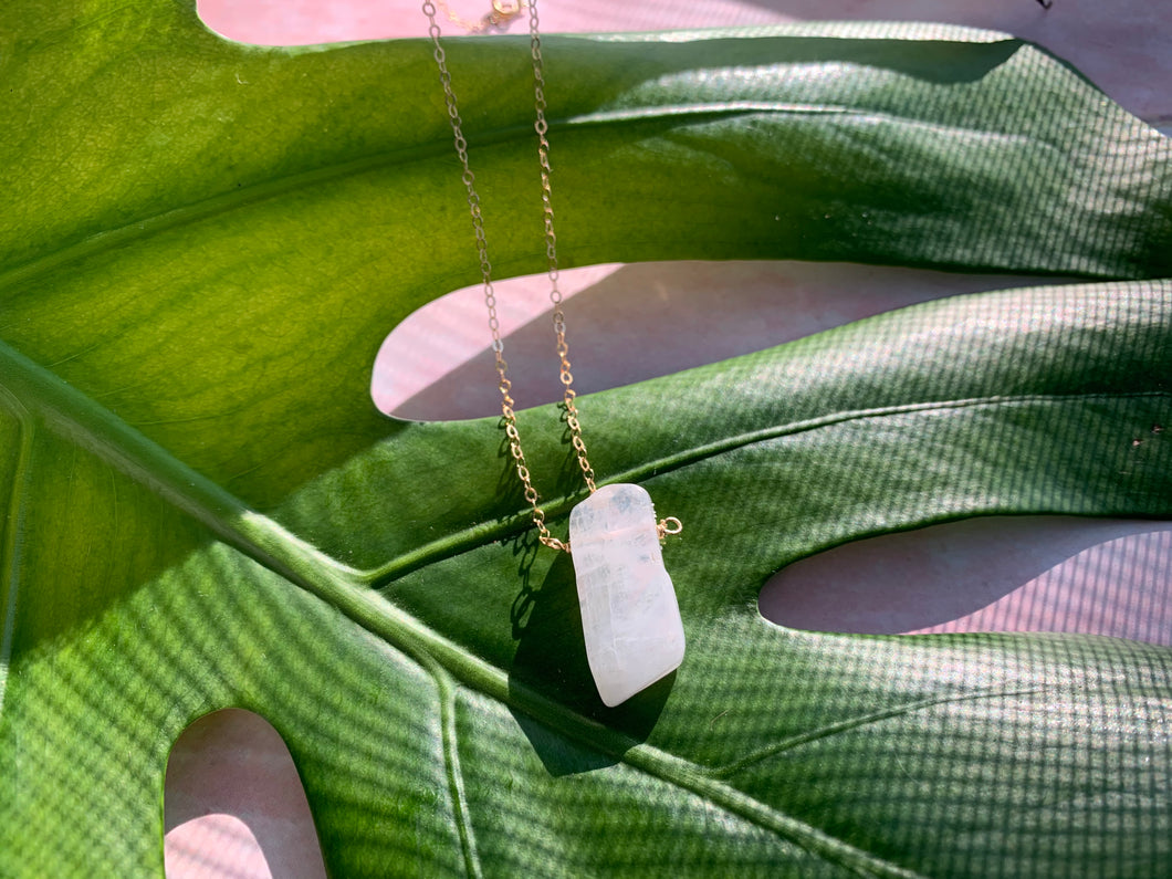 Raw Moonstone Healing Crystal Gold Filled Heart Necklace
