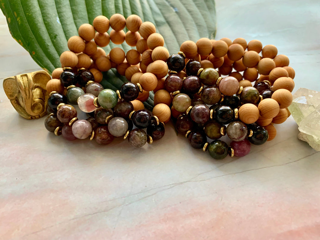 10mm Tourmaline Healing Crystal Gemstone & Sandalwood Bead Bracelet