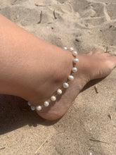 Load image into Gallery viewer, Freshwater Pearl Gold Plated Anklet