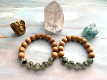 Load image into Gallery viewer, Prehnite &amp; Sandalwood Healing Crystal Beads Bracelet