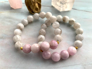 Moonstone and Kunzite Healing Crystal Bracelet